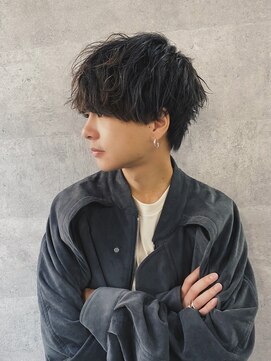 シン(syn) 前髪長めマッシュ ツイストスパイラル