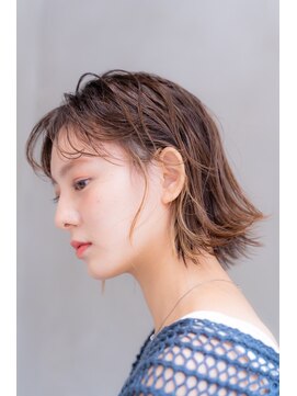 ケイト(kate) [kate] 大宮　イヤリングカラー×エアリーミディ