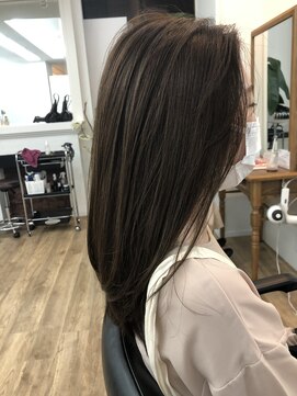 アメリ(Ameri) -Ameri-モノトーン　×   ケラチントリートメント