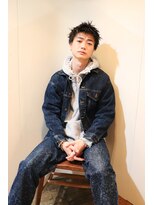 シツ(situ) 動きのあるスパイキーショート