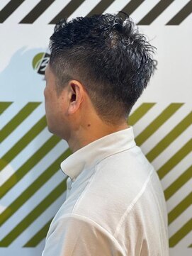 バーバーバー 四谷(BARBER-BAR) 大人の刈り上げスタイル