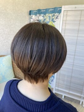 カシータ フロル 尾張旭店(Casita flor) タイトめショートボブ