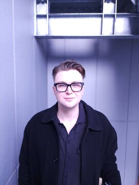 ブロック ジャポン(bloc japon) 前下がりのショートヘアー