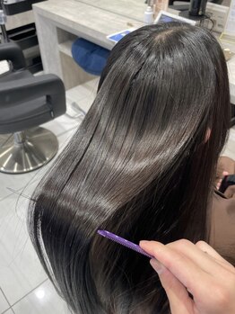 ヘアメイクアース 八潮店(HAIR & MAKE EARTH)の写真/八潮★うる艶になれる厳選トリートメントを使用し、クセを改善しながら同時に髪質改善も叶う！
