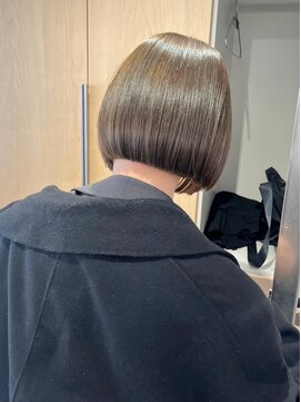 ロマリア 渋谷 渋谷宮益坂(Lomalia) 乾かすだけでキマる髪ケアブリーチケアカラーボブ