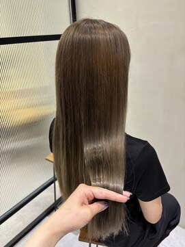 フェリア 松山(Feria) 【Feria松山】ツヤ×ミルクティーベージュ‐相原愛梨‐