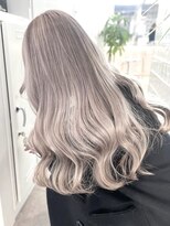 サンクマーケット 渋谷(cinq MARKET)&nbsp;渋谷ブリーチカラーハイトーンカラーシルバーアッシュカラー韓国