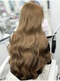 【上品なヘーゼルベージュ】