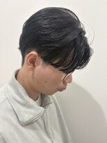 ヒュイル バイ ニアウ(Hwyl by Niau)&nbsp;MEN’S HAIRセンターパートスパイラルパーマニュアンスパーマ