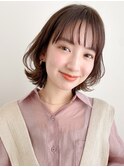 ミディアムレイヤー、外ハネボブ、グレージュ、脱白髪染め☆