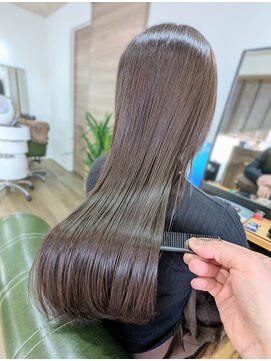 シェノン(CHAINON) 艶beigeカラー