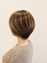 サザエ(SAZAE) トップふんわり丸みショート