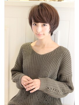 レウナ 外苑前(Reuna) 黒髪でも可愛いマッシュショート 大人可愛い