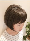 ショートボブ