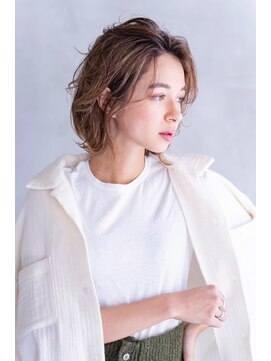 レニーバイエース(LANY by ACE) 【LANY 横浜】 無造作ミディ×ミルクティーベージュ