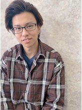 ハイ透明感カラーや、外国人風カラー、デザインカラーや明るい白髪染めなら、店長の國分にお任せあれ！