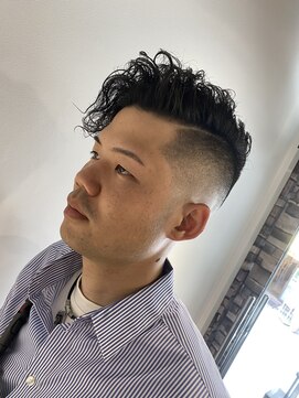 ドルクス 日本橋(Dorcus) 震災刈りツイスパフェード