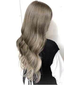 ナスキィ(Naski) 地毛ロングの方にもおすすめ・グラデーション☆