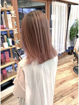 ハグ 横浜(HUG) バレイヤージュ　ピンクアッシュ