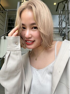 ロンドルーチェ 心斎橋(Lond luce) ダークアッシュ/ミディアムレイヤーカット［髪質改善/縮毛矯正］