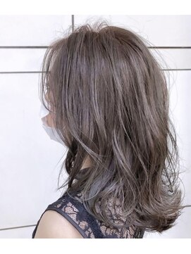 モアナ バイ ヘッドライト大宮店(Moana by HEADLIGHT) Moana【大宮】#ミディアムレイヤー#デジタルパーマ#アッシュ