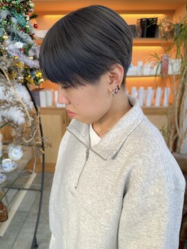 ユラギフロムユイマァル 水島店(YURAGI from YUIMARL) マッシュショート×シルバーグレー