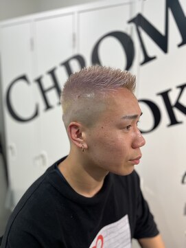 クロムトウキョウ ザ バーバー 新宿本店(CHROM TOKYO the Barber) フェード/ベリーショート/アッシュブラック/ダークアッシュ