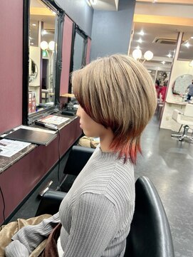 アイズ 渋沢(AIZU) ウルフ　キツネカラー