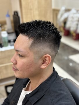 トレックスバーバー(TREX barber) ハイスキンフェード