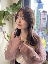 ジル ヘアデザイン ナンバ(JILL Hair Design NAMBA) レイヤーカット／シースルーバング／くびれヘア／ベージュカラー