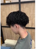 メンズツイストスパイラルパーマ刈り上げマッシュ
