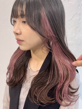 ミーム 原宿 表参道(meme) ”インナーカラーピンクとレイヤーカット