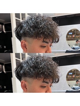 髪屋 紬 メンズ/メンズパーマ/メンズカット/スペインカール