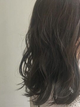 メモリーズ 銀座(Memories) 肌馴染み良い透明感カラー