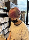 デザインダブルカラーハイトーンピンク×ベージュ丸みショート