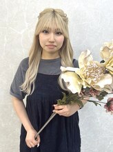 リルアーチ(Lillarch) 秋山 優衣