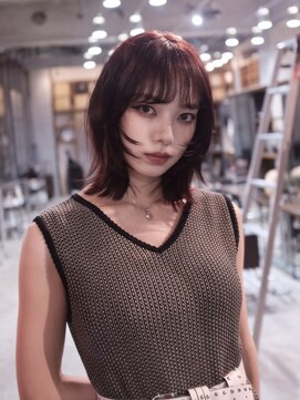 ドゥーア 代官山(Door) #レイヤーカット#顔まわりレイヤー#ハッシュカット#ワインレッド