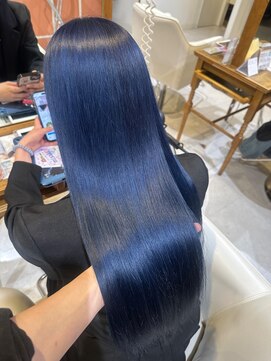 スペックホルダーミミ(Spec Holder mimi) モードブルー10.9暗めカラー