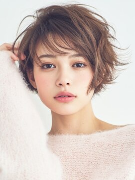 ヒマル 学芸大学(Himaru) 大人女性/ヘアセット黒髪/ボブルフ/ネビージュ/ショートカット