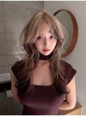 ミルクティーベージュ