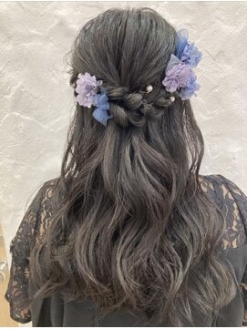 コトナ(kotona) ハーフアップヘアセットハーフアップアレンジ結婚式ヘアセット