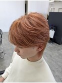 ピンクベージュ