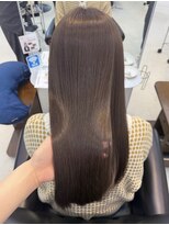 シュウ(shu) モカグレージュ