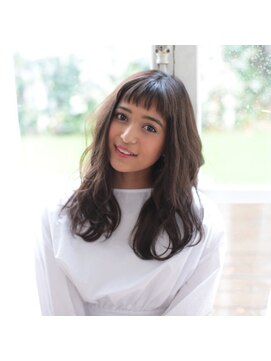 ビーワールド(B WORLD) ゆるふわパーマロングスタイル【 藤枝/髪質改善/カラー】