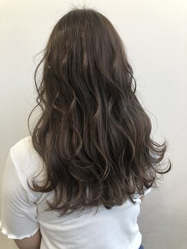 アライブ キチジョウジ(ALIVE Kichijoji) 透明感★外国人風グレージュ