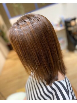 ヘアートゥリース 武蔵小杉店(hair trees) ミディアムレングス ハイライト