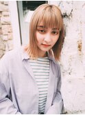 切りっぱなしボブスタイル