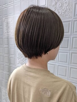 トリエラ(TRIELA) オリーブグリーンマッシュショート