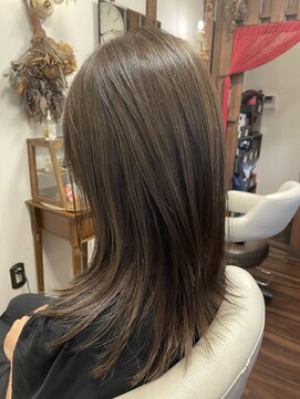 チェルシー(CHELSEA) グレージュロング