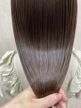 アルーシェ 心斎橋(Alushe) スマートグレーアッシュ